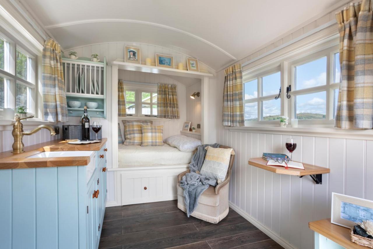 The Heron Shepherds Hut At Lyth Valley Brigsteer Экстерьер фото